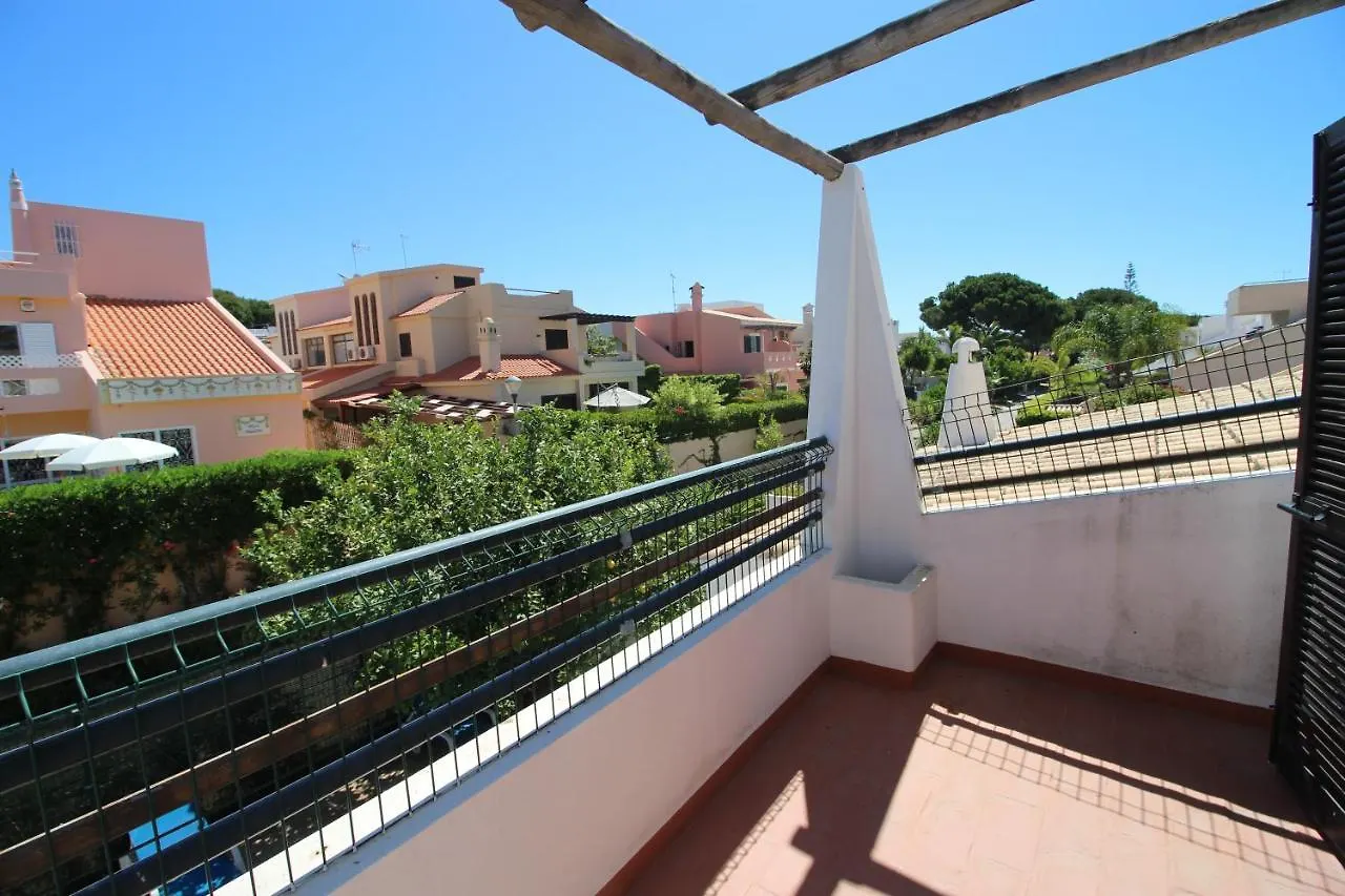 Villa Vila Sophia, Vilamoura- By Urbinvest Algarve Portugal