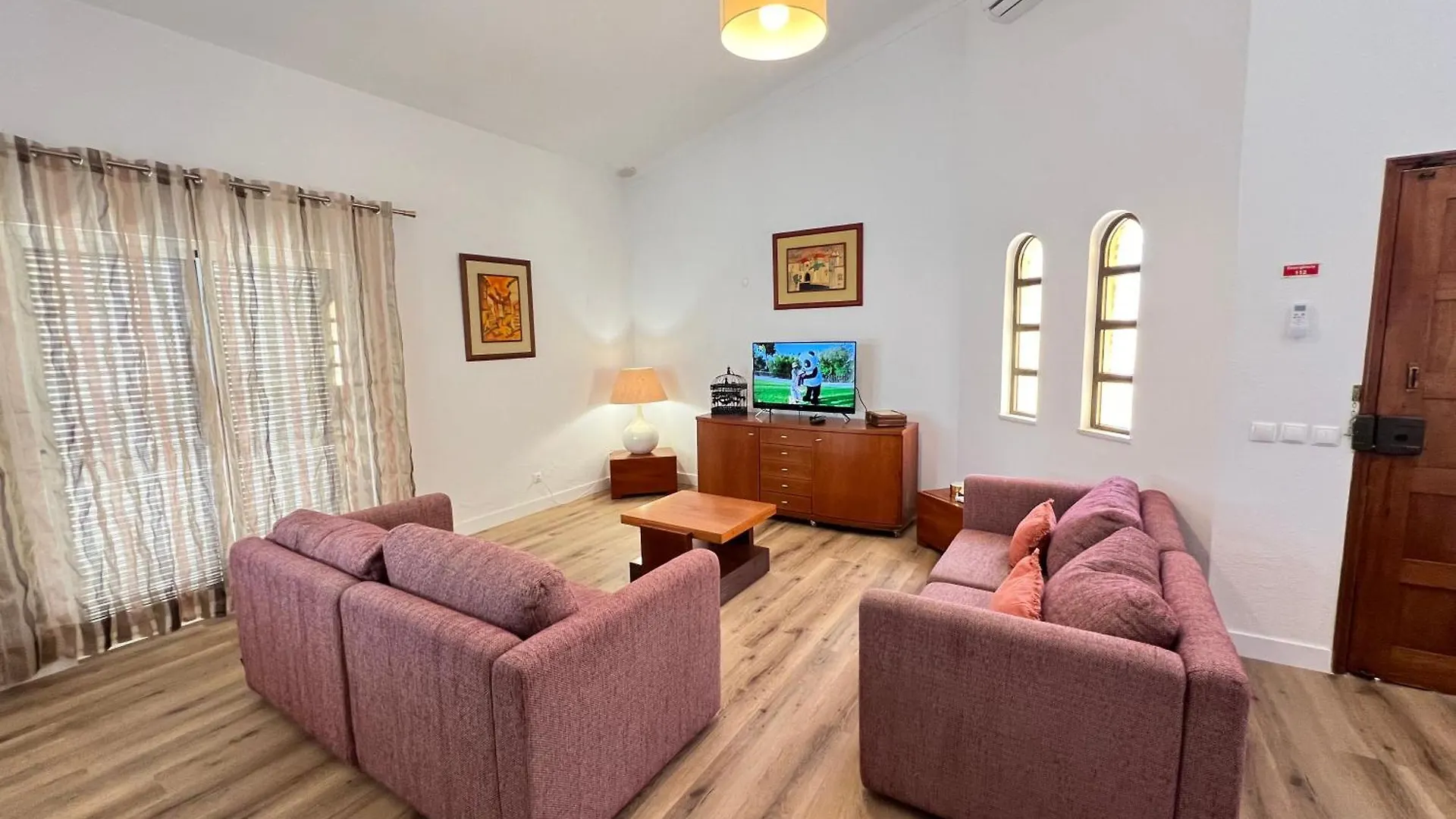 Villa Vila Sophia, Vilamoura- By Urbinvest Algarve Portugal